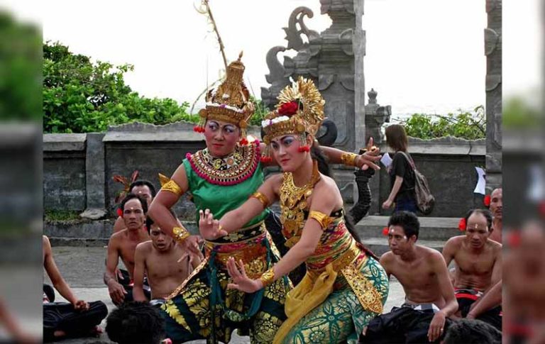 Pengertian Seni Tari, Jenis Jenis Tari Beserta Fungsi Tari Dan Estetika ...